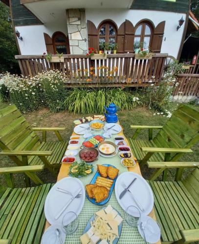 Gallery image of Abant Korudam bungalov butik otel in Abant