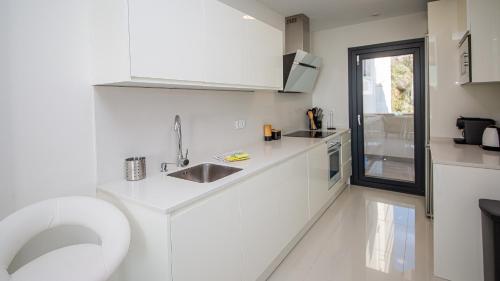 Paloma Beach 42A