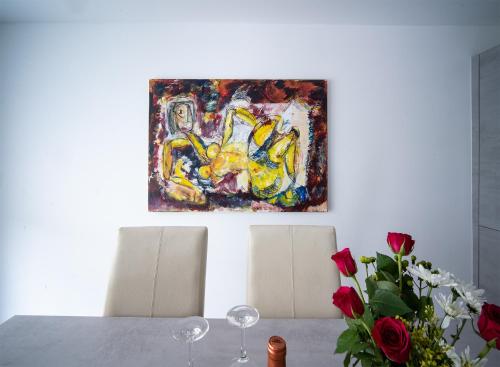 Φωτογραφία από το άλμπουμ του Blauer Stein 7a Haus - 6 Wohnungen, 15 Schlafzimmer σε Pulheim