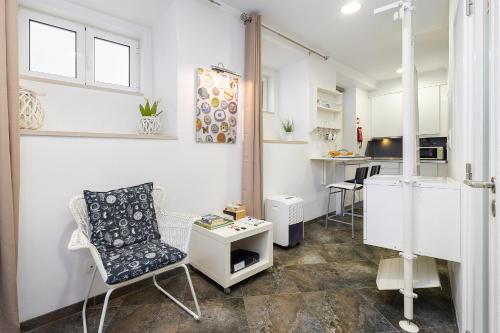 WHome Hidden Gem in Alfama perfect to explore Lisbon