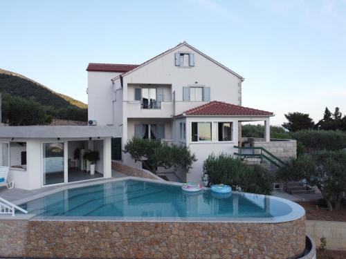 Villa Franka with pool