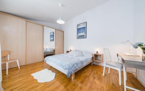 Unique Spacious 3 Bedroom Apartment - Old Town Loft - by Upstairs