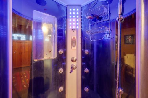 Ένα μπάνιο στο Centrally Located Santa Fe Studio Near Town!