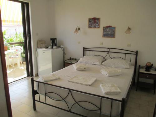 Gallery image of Nick House in Plomarion