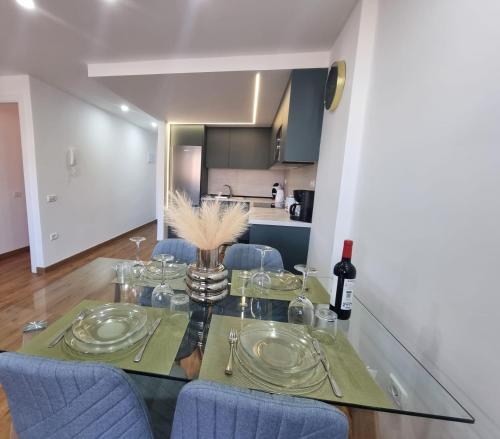 Casa Liotro 2, comfortable, panoramic,central, near the sea,swimming pool,wifi,terrace