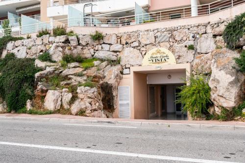 Photo de la galerie de l'établissement A View On Monaco - by Host Facile - Wi-Fi - Sea View - Parking, à Beausoleil