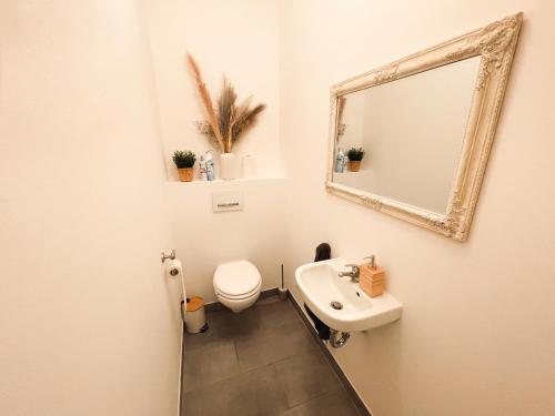 Ένα μπάνιο στο Wohlfühloase im Loftstil