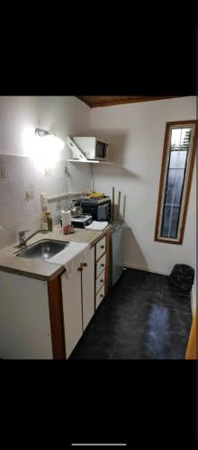 Η κουζίνα ή μικρή κουζίνα στο Cabañas Ruca Quiyen