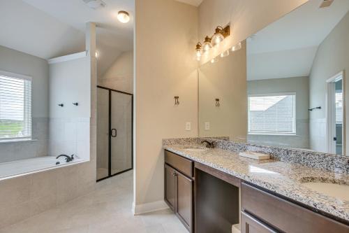 A bathroom at Spacious Aiken Home about 8 Mi to Downtown!