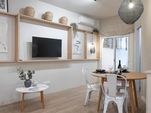 ´Vicens Gem´ Private terrace HS Wi-Fi in Gracia by MyRentalHost