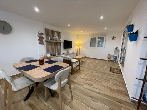 Santa Lucia Sea View by Garcia Rentals