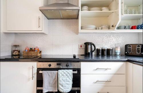 Η κουζίνα ή μικρή κουζίνα στο Ochil View Holiday Let
