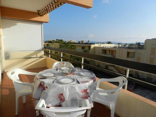 Appartement 2 pièces avec terrasse et parking à 150m de la plage - FR-1-251-767