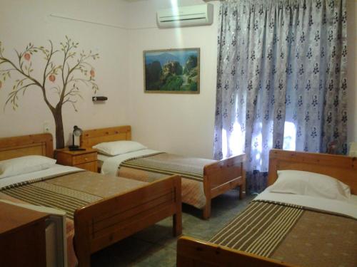 Gallery image of Sofia Rooms in Kalabaka