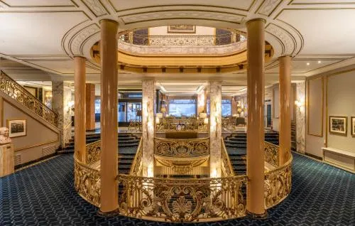 El Avenida Palace photo 1