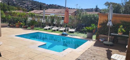 Villa3 chambres, 4-6 personnes 5 minutes de la plage