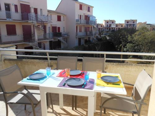 APPT 2 PIECES MEZZANINE 28M2 + TERRASSE 10M2 REF 4038