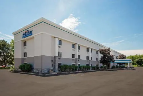 Baymont by Wyndham Detroit Airport/Romulus in Livonia