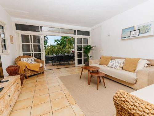 Villa Panama, 5min walk to the Beach