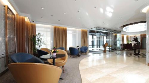 The lobby or reception area at Kempinski Hotel Khan Palace