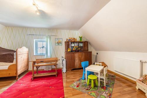 Ένα ή περισσότερα κρεβάτια σε δωμάτιο στο Ferienhaus em Biehl