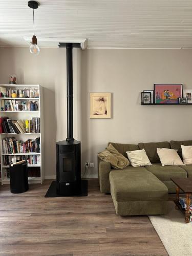 Photo de la galerie de l'établissement Maison climatisée intra-muros avec terrasse au calme, à Avignon