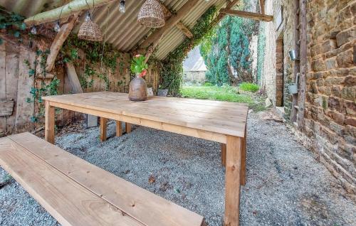 Φωτογραφία από το άλμπουμ του 1 Bedroom Awesome Apartment In Tremblay σε Les Portes du Coglais