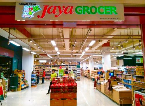 a jaya grocery store with people walking through the aisle at Mesahill Studio 2 Fullbed by DKAY in Nilai in Nilai