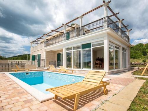 Πισίνα στο ή κοντά στο Stone Villa Bosnic