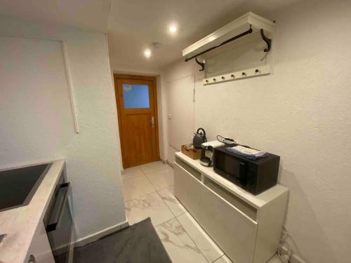 Küche/Küchenzeile in der Unterkunft Gästewohnung in Günzburg