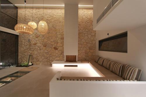 Endogeios Luxury Villas