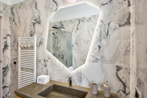 Ένα μπάνιο στο Una finestra al lago