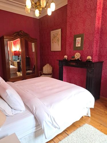 Ένα ή περισσότερα κρεβάτια σε δωμάτιο στο B&B Villa D'Hondt