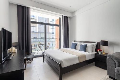 Frank Porter – Divine Residences