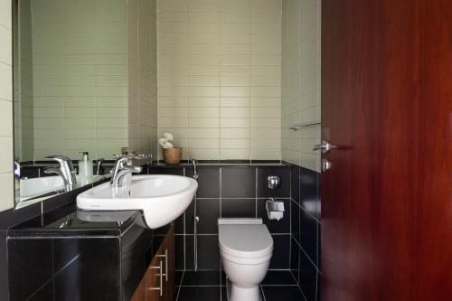 Koupelna v ubytování Frank Porter - Marina Heights 1