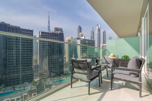 Frank Porter - Reva Residences