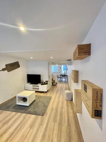 * Maison chez J&J - Cité médiévale *