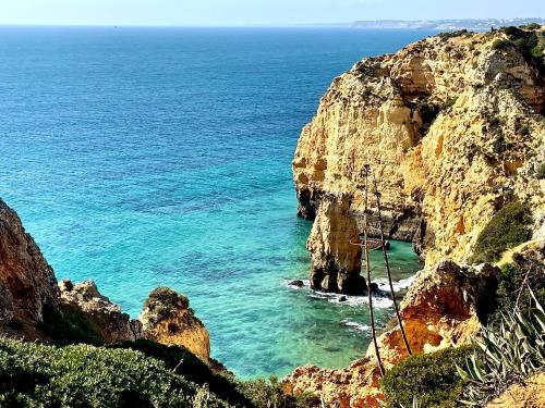 a view of the ocean from a cliff at Beautiful sea view in Luz