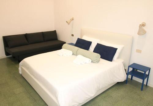 Фотография из галереи Appartamento al Duomo di Parma - posto auto privato prenotabile в Парме