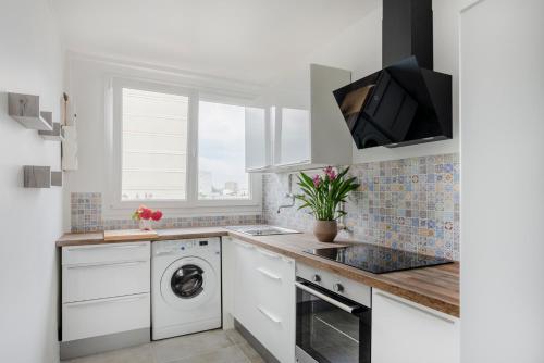 Photo de la galerie de l'établissement Bourg la reine cozy spacing apartment, à Bourg-la-Reine