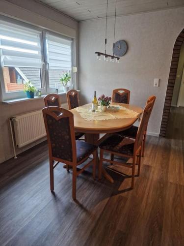 Gambar di galeri bagi Gemütliche 3-Zimmer-Wohnung, zentral gelegen di Apensen