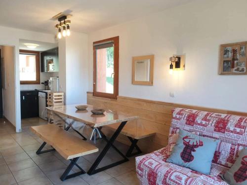 Photo de la galerie de l'établissement Chalet La Combe D Or - Chalet mitoyen en résidence de standing MAE-3914, à Le Mélézet