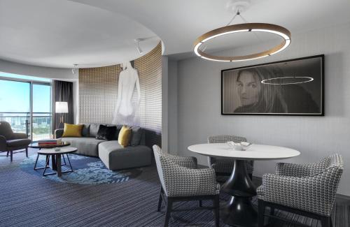 The Cosmopolitan Of Las Vegas Image