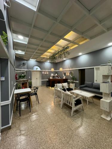 Kuchyň nebo kuchyňský kout v ubytování Lead Hostel