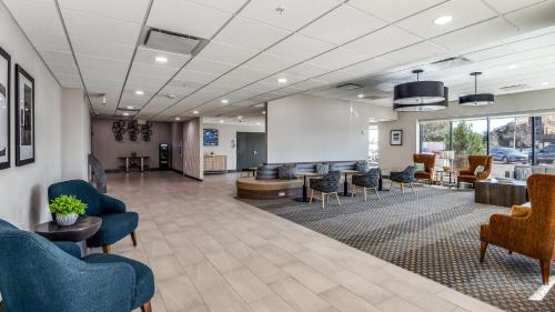 Holiday Inn Dallas Market Ctr Love Field, an IHG Hotel Image