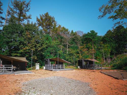 BULLsキャンプ 富士の麓 自然に囲まれたペットと泊まれるゲストハウス Guesthouse with pets at the foot of World Heritage Mt Fuji