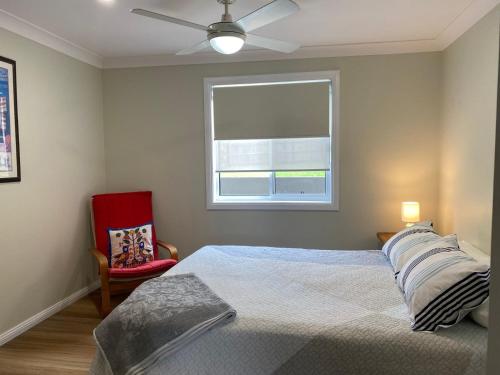 Ein Bett oder Betten in einem Zimmer der Unterkunft Manyana Views
