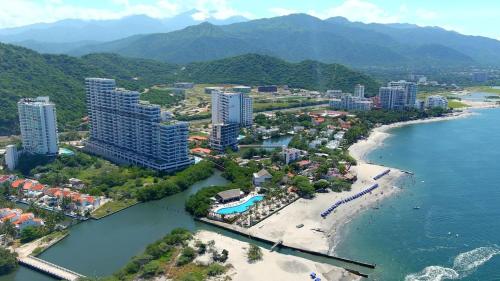 Gallery image of PENTHOUSE con Vista y Salida Directa al Mar in Gaira