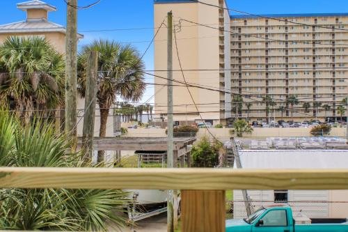 OceanView Oasis - Relax with Hot Tub, Breakfast, Fire Pit & Putting Green! photo 40