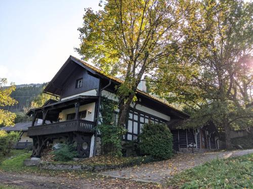 Fotografie z fotogalerie ubytování Blockhütte im Grünen Expansive Grounds & Garden Paradise v destinaci Brettl